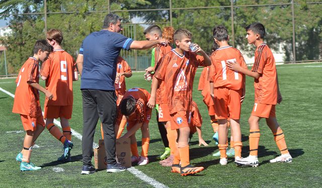 Porsukspor’dan örnek hareket