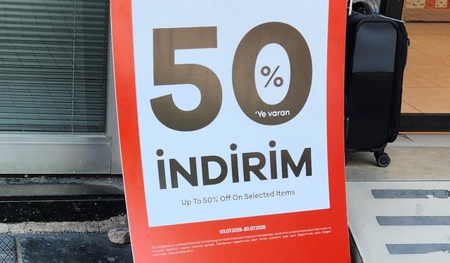 Eskişehir'de yazlık ayakkabı kampanyası dikkat çekti