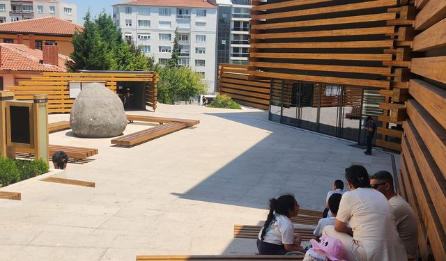 Eskişehir'de sıcaklar Modern Müze'yi boş bıraktı