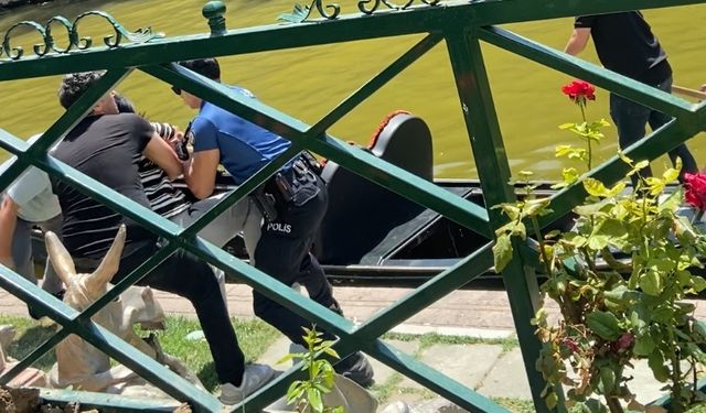 Eskişehir'de film gibi operasyon: Porsuk'a atlamak istedi...