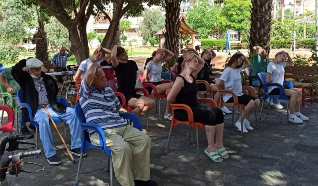 Çekyalı öğrenciler Mersin’de gönüllere dokundu