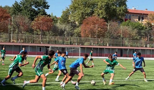 DSİ’nin rakibi Mavi Şimşekler oldu