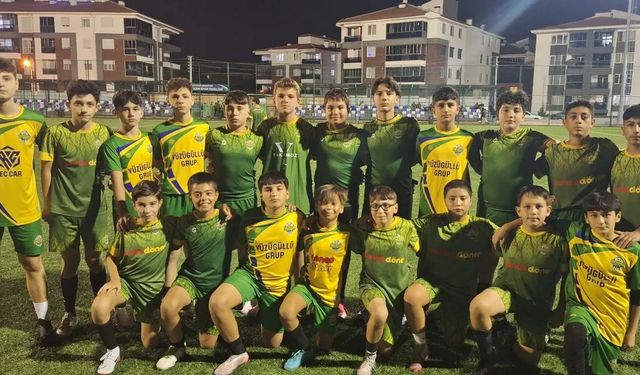 Eskişehir takımları hazırlık maçında deneyim kazandı