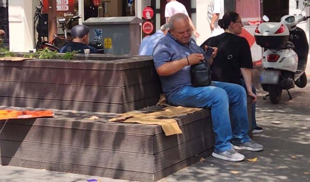 Eskişehir'de kartonu alan o caddeye koştu