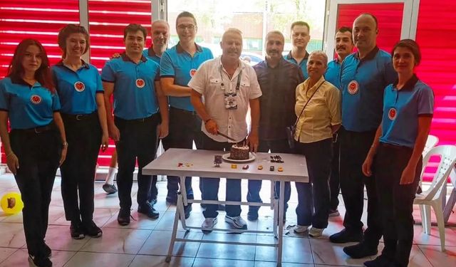 Eskişehir'de maç arasında doğum günü kutlaması