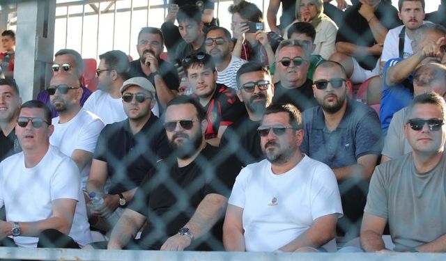 Eskişehirspor'un hazırlık maçını tam kadro izlediler!