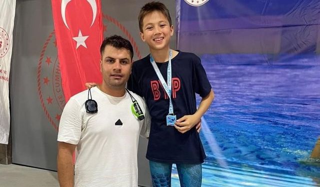 Bilecikli yüzücü bölge ikinciliği gururu!