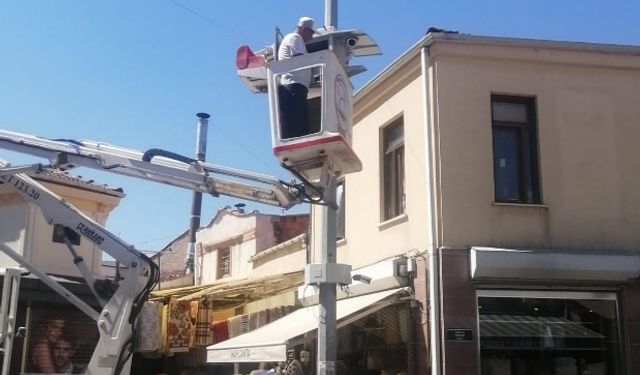 Kuyumcular da sokak gözlerine bakım