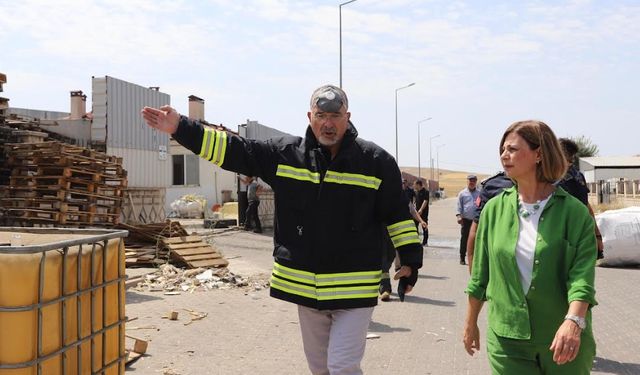 Başkan Ünlüce'den yangın çıkan bölgeye ziyaret