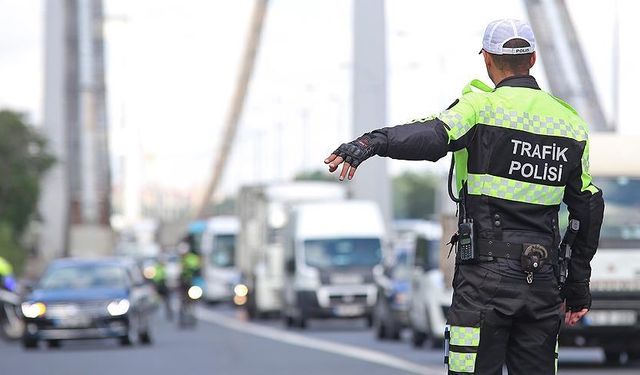 Eskişehir’de sıkı denetim: 110 sürücü belgesiz kaldı