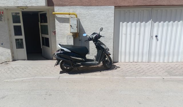 Eskişehir’de kaldırımlar yine işgal altında