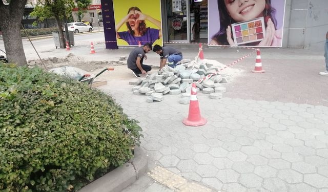 Eskişehir'de OEDAŞ kazdı, belediye kapattı