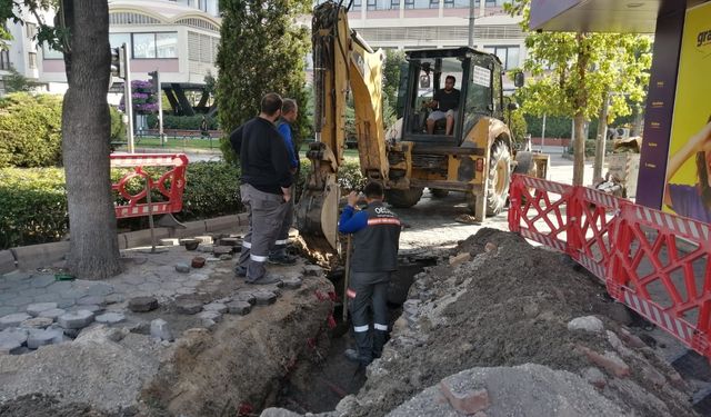 Eskişehir'de 2 Eylül Caddesi’nde elektrik kesintisi yeniden gündemde