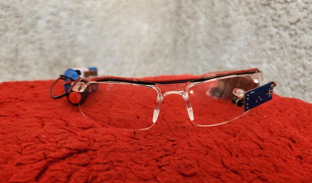 Nijeryalı öğrenciden sürücülere büyük icat!