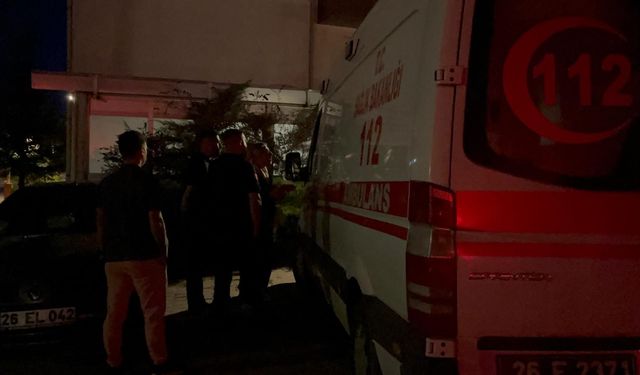 Eskişehir'de akılalmaz olay: Başhekimliği bastılar!