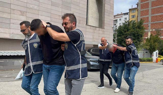 Eskişehir'de başhekimliği basan baba-oğul gözaltına alındı!