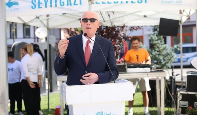 Seyitgazi’nin Kurtuluş Günü’nde barış mesajı!