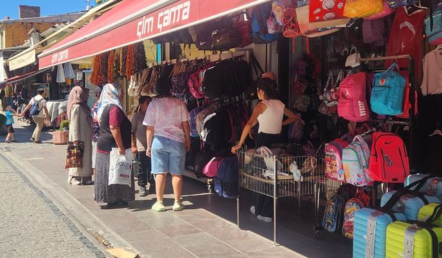 Eskişehir’de okul alışverişi başladı: Fiyatlar tepki çekiyor