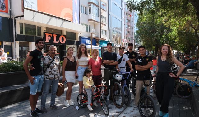 Eskişehir'de "Pedalımda Özgürlük" turuyla kadınlar bisiklete çağrılıyor!
