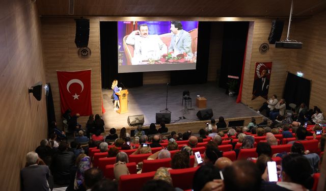 Türk müziğinin iki efsane ismi Eskişehir'de şarkılarla yaşatıldı