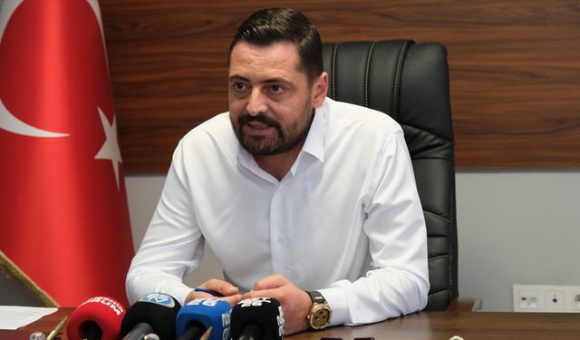 "Eğitimsiz nesil yetiştiriliyor!"