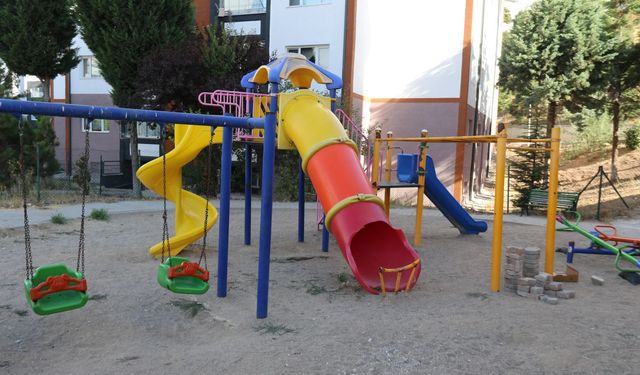 Eskişehir'deki çocuk parkında akılalmaz tehlike!