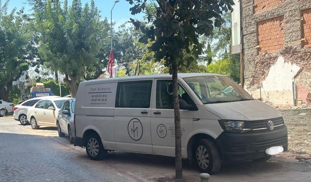 Eskişehir'de sürücüler ne yapacağını bilmiyor, yayalar da mağdur!