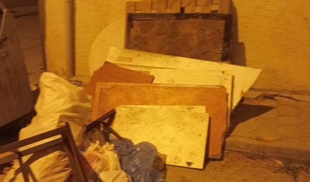 Eskişehir kaldırımlarında değişmeyen görüntü!