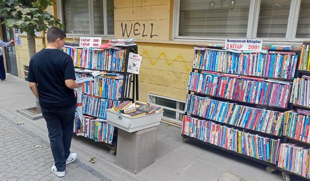 Eskişehir'de kitap kampanyasına yoğun ilgi
