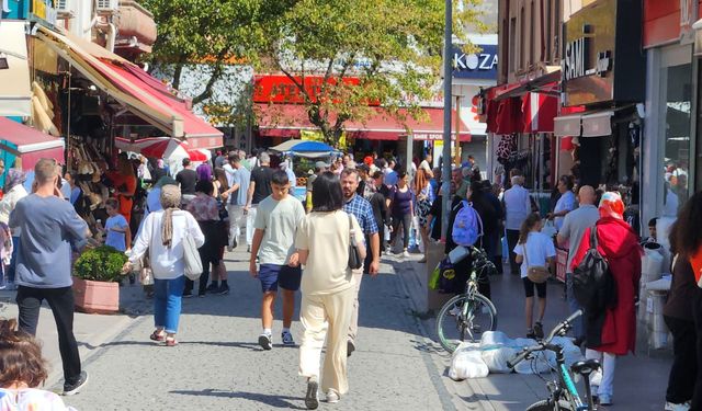 Eskişehir'de esnafın yüzü hafta sonunda güldü!