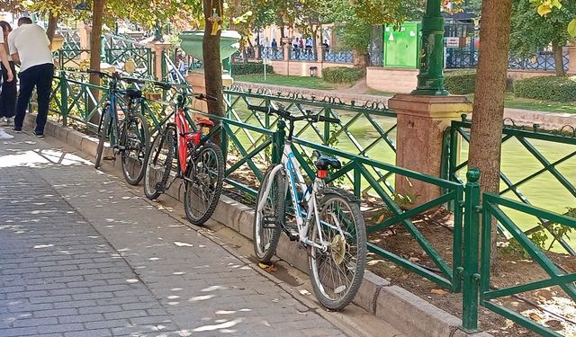 Eskişehir'de yazıya rağmen benzer görüntü!