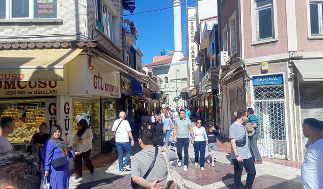 Eskişehirliler Kuyumcular Çarşısı'na akın ediyor!