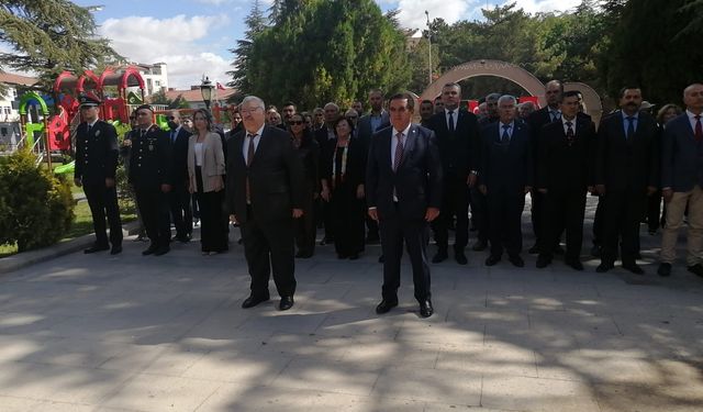 Eskişehir'in ilçesi Mahmudiye’de kurtuluş günü kutlandı