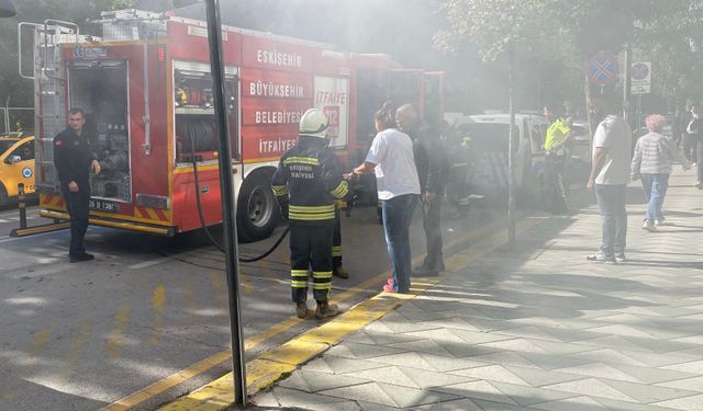 Eskişehir'in göbeğinde itfaiyenin zor sınav!
