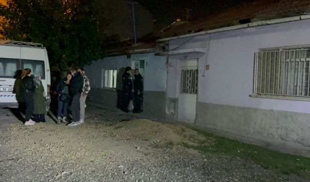 Eskişehir'de soba zehirlenmesi yaşlı çifti ayırdı!