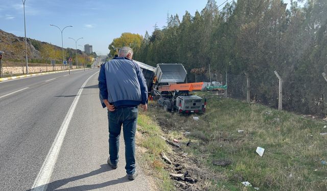 Eskişehir’e eşya taşırken kaza yaptı, emniyet kemeri hayat kurtardı