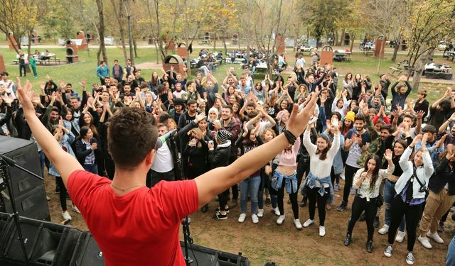 Eskişehir'de gençlere için mangal partisi