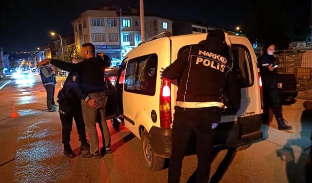 Eskişehir polisi 71 Evler’de kuş uçurtmadı