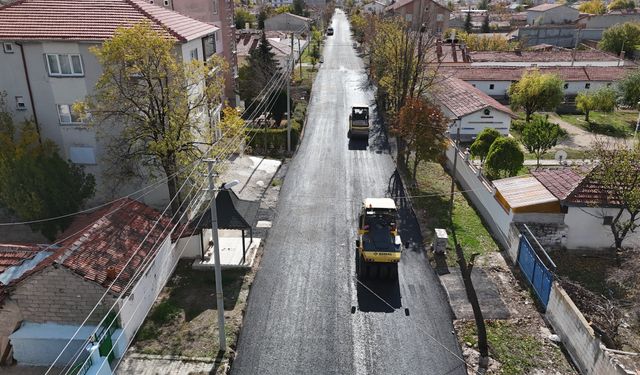 Büyükşehir’den kırsal mahallelere yol atağı