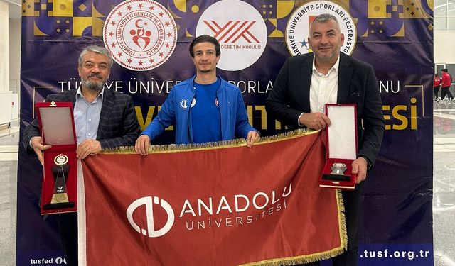 Anadolu Üniversitesi TÜSF tarafından ödüle layık görüldü