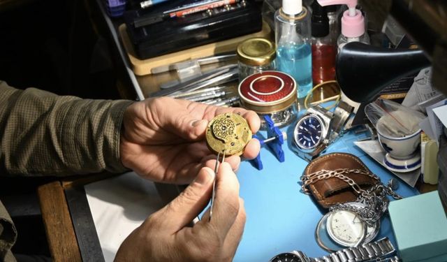 Akıllı saatler geldi, ustalar gitti: 70 yıllık meslek tehlikede!