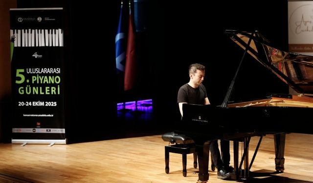 Eskişehir'de Piyano Günleri'nde Emre Yavuz rüzgarı