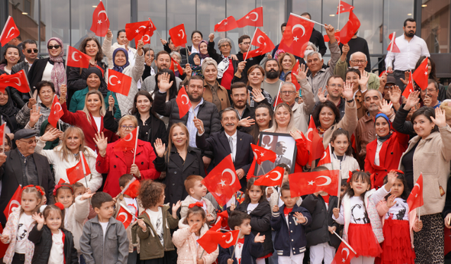 Eskişehir'de çocuklar ve büyükler Cumhuriyet coşkusunu yaşadı