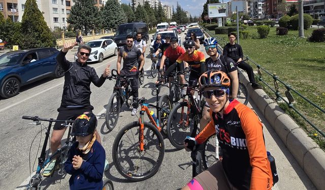 Pedallar Cumhuriyet için dönecek