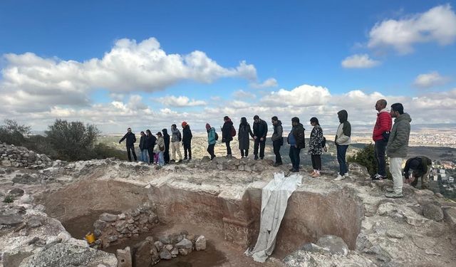 Eskişehir’de rehberler arkeolojiyle buluştu