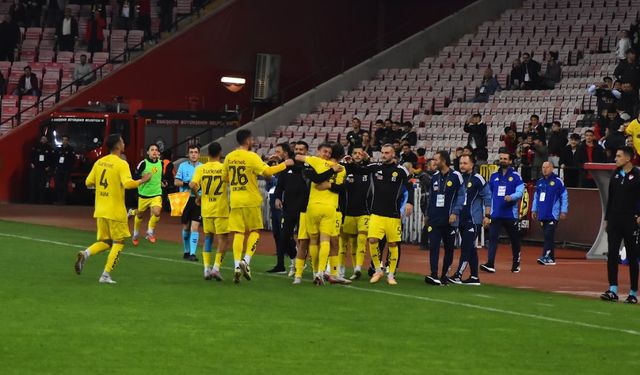 Eskişehirspor yarın deplasmanda taraftarını sevindirmek istiyor!
