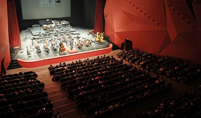 EBB Senfoni Orkestrası’ndan muhteşem konser