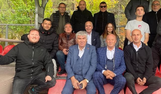 Sezonun ilk maçını birlikte izlediler