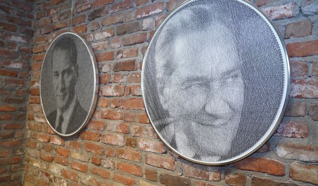 String Art Atatürk Sergisi sanatseverlerle buluştu