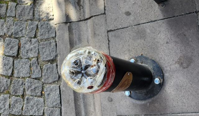 Eskişehir’de dubalara atılan izmaritler esnafı bezdirdi